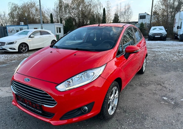 Ford Fiesta cena 34900 przebieg: 37900, rok produkcji 2017 z Pułtusk małe 121